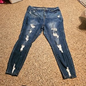 Vanilla Star High Rise Distressed Jegging